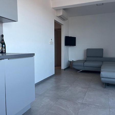 Apartment Sun Lakes - Sever Senec Exterior photo